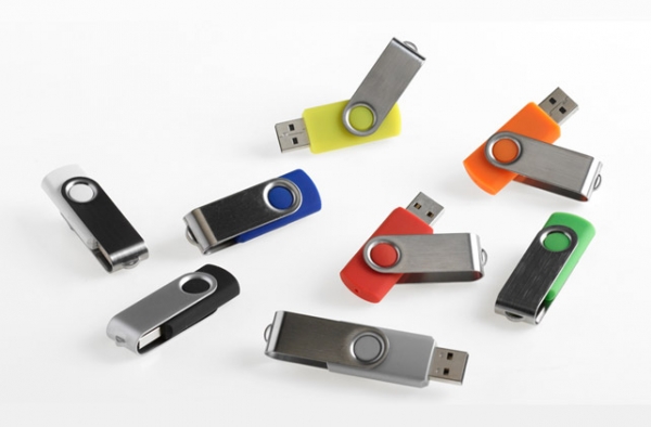 akse lindre mangel Twister USB Sticks | Promotional USB Drives | USB TraderCustom and  Promotional Branded USB Memory Sticks and Flash Drives